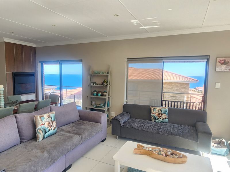Versatile double-storey home with sea views and exceptional income potential. - Photo 10