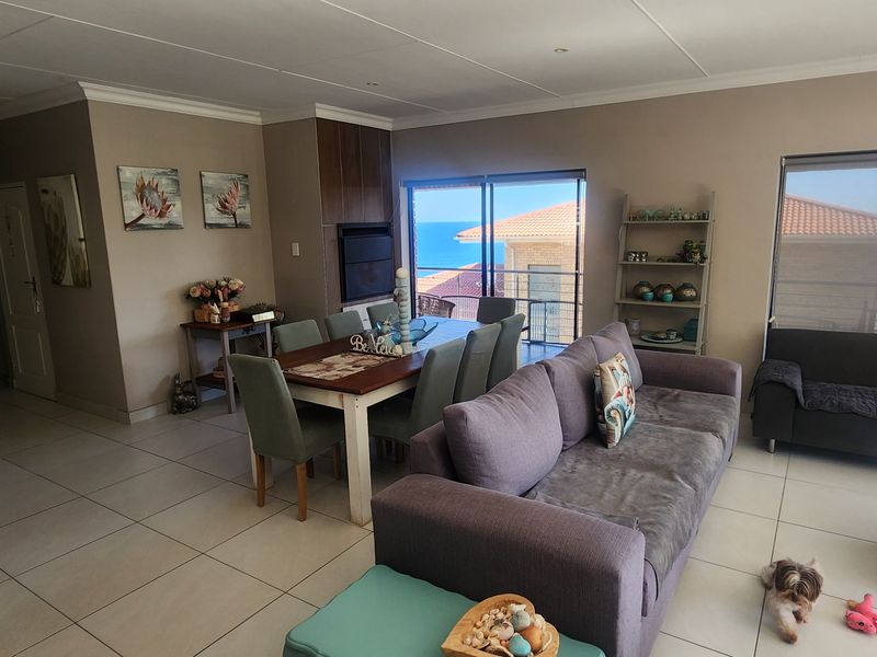 Versatile double-storey home with sea views and exceptional income potential. - Photo 6