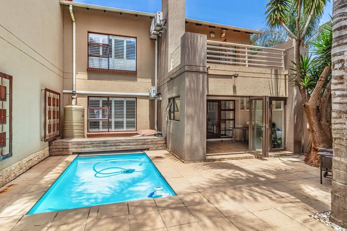 Your Ultimate Monte Carlo 4 Bedroom Cluster - Photo 4