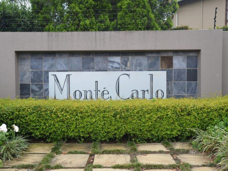 Your Ultimate Monte Carlo 4 Bedroom Cluster - Photo 3