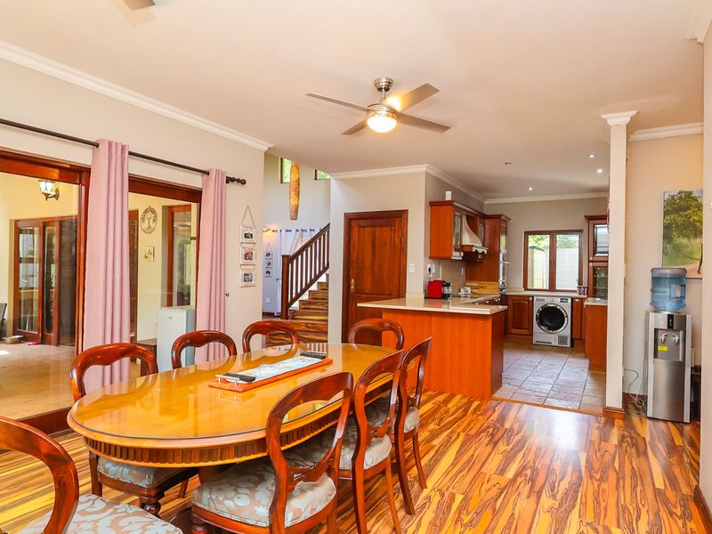 Spacious Luxury Living Amid Hartbeespoort Dam and Mountains - Photo 9