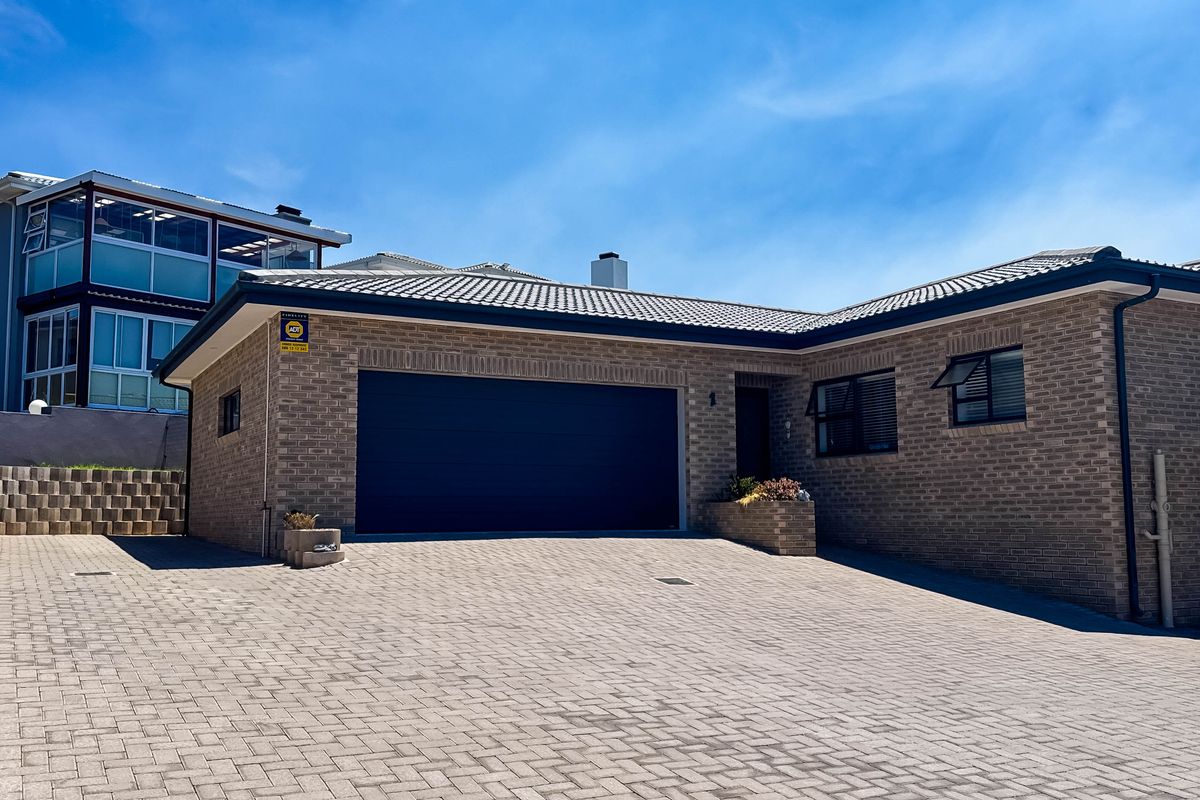 An exceptional home of distinction - Photo 3