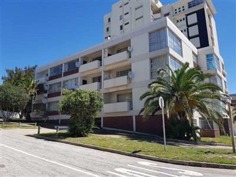 Attention Investors - Accredited Student Accommodation - Photo 2