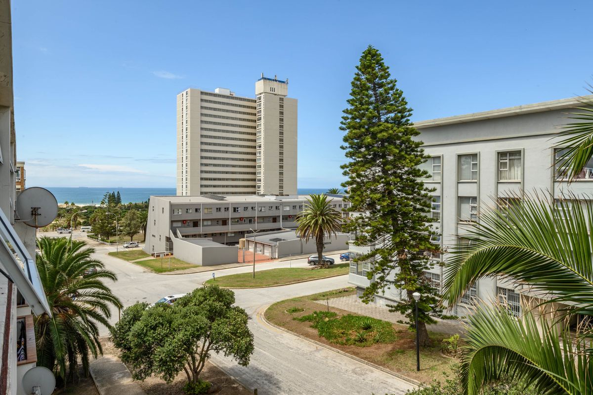 Attention Investors :  NSFAS accredited - Buy Now for 2027 Intake - Photo 2