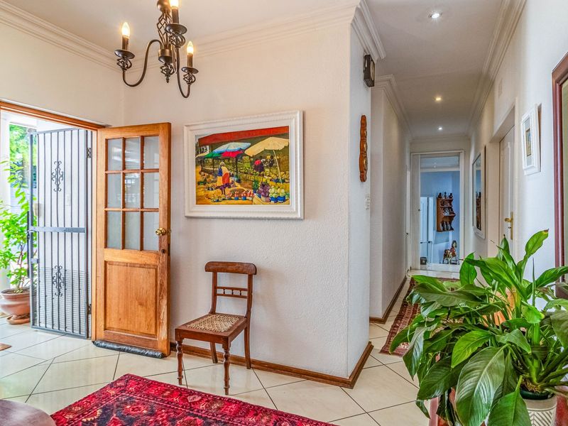 Versatile Property - Live, Work, Play! - Photo 4