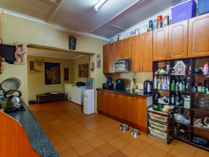 Prime 2.5 Hectare Opportunity with Unlimited Potential in Glen Austin - Photo 9