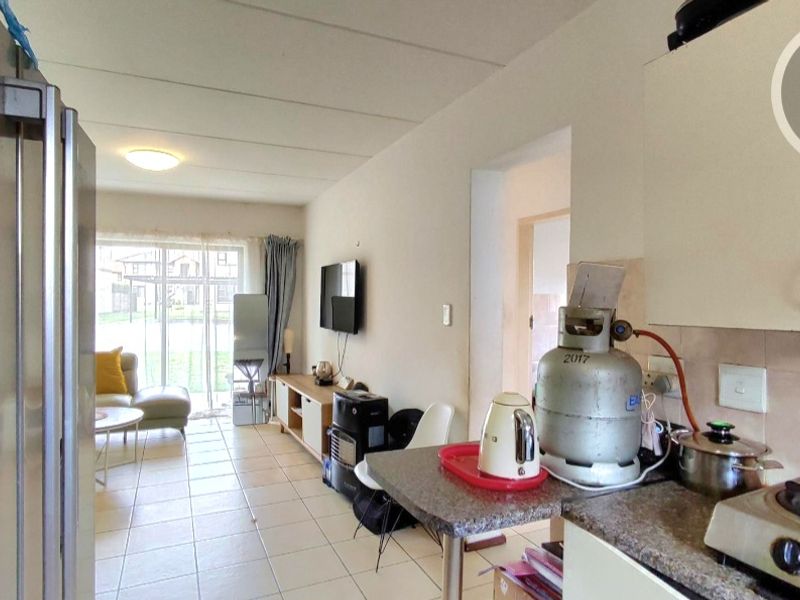 Modern townhouse Opportunity - Photo 10