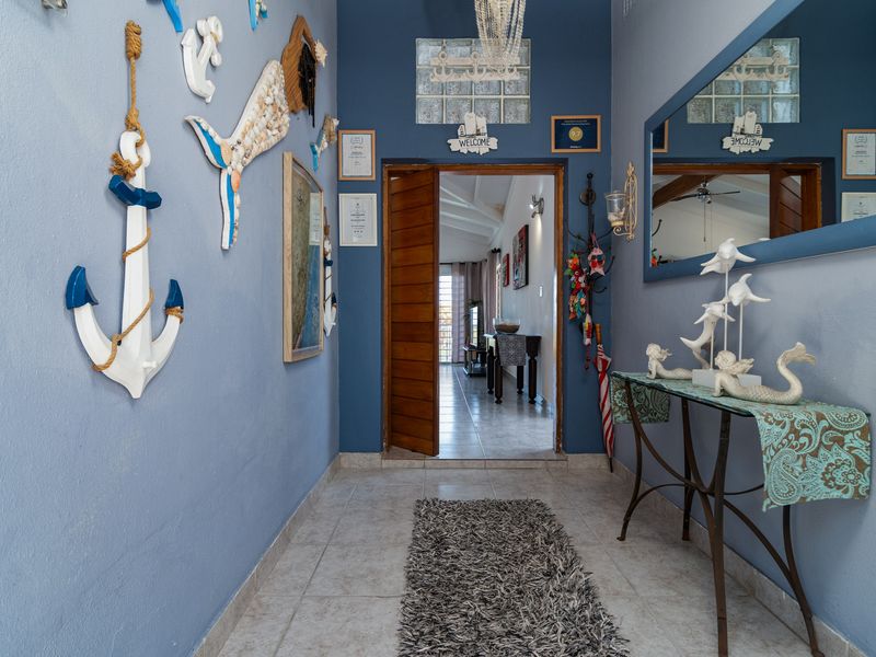 Sea View Coastal Home with Exceptional Versatility - Photo 2