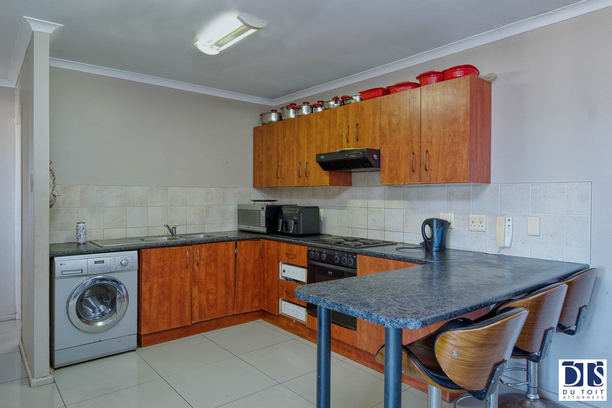 Spacious 3 bedroom apartment in a quiet family area - Photo 5