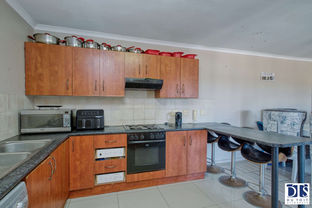Spacious 3 bedroom apartment in a quiet family area - Photo 4