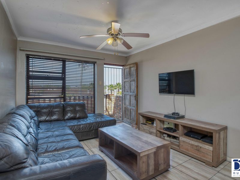 Spacious 3 bedroom apartment in a quiet family area - Photo 8