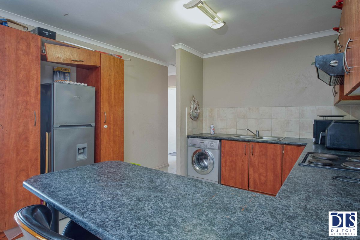 Spacious 3 bedroom apartment in a quiet family area - Photo 3