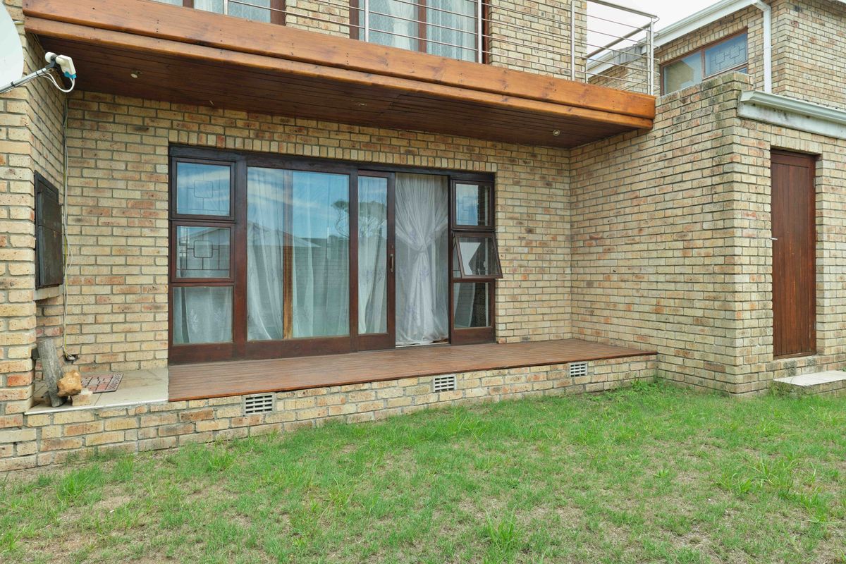 Comfortable Duplex Living with Private Garden & Braai Area - Photo 5