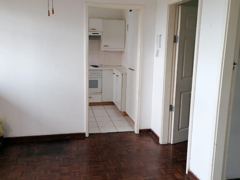 Primes Berea Gem: Space, Sunlight & Superior Location - Photo 7