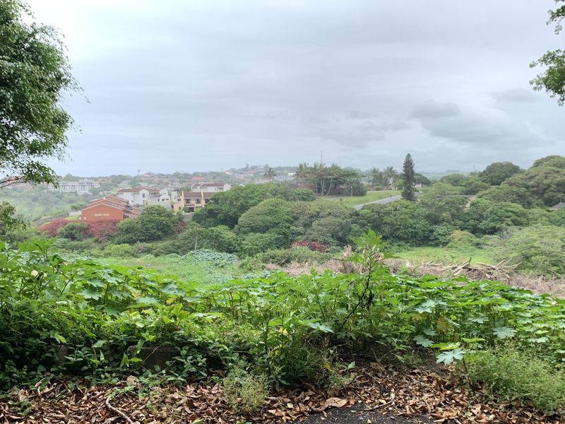 Land with distant sea views - Photo 5