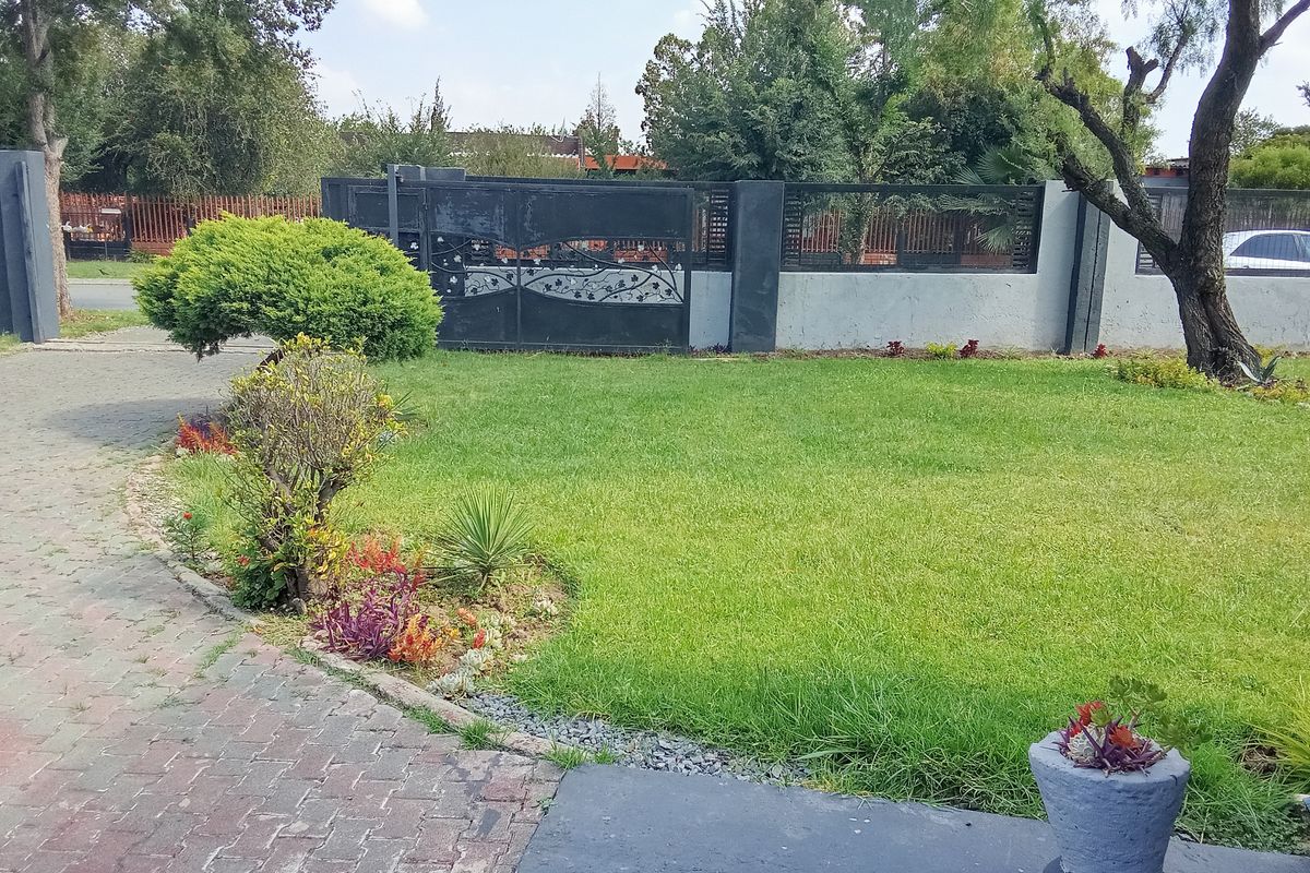 Exclusive Sole Mandate - Photo 2