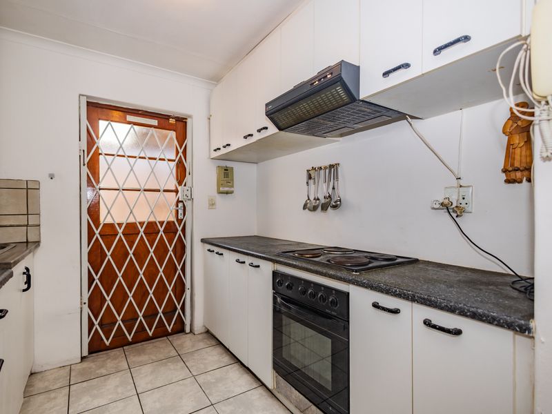 3 BEDROOM HOUSE FOR SALE IN PHOENIX - Photo 7