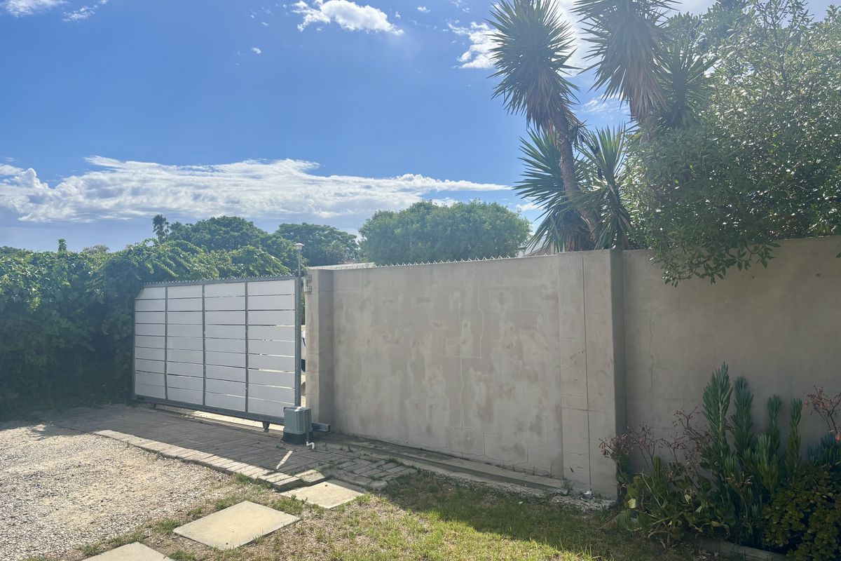 A Rare Opportunity: Beach Proximity, Growth Potential & Space to Dream - Photo 3