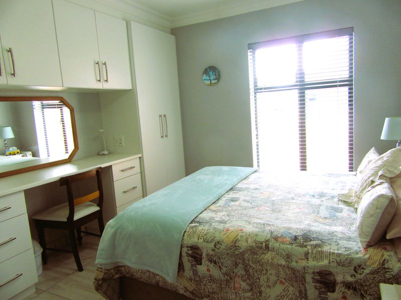 Single Level Home in Karookraal - Photo 9