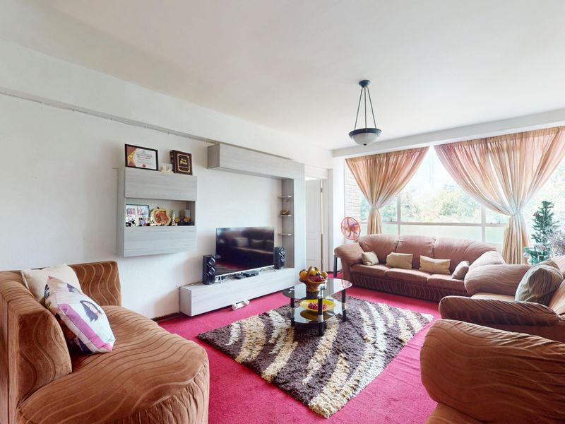 Well-Priced 1.5 Bedroom Apartment with Spacious Living Area in Secure Parkdene Complex - Photo 6