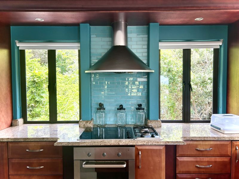 A Breathtaking Freestanding Home on Luxury Golf Estate! - Photo 7