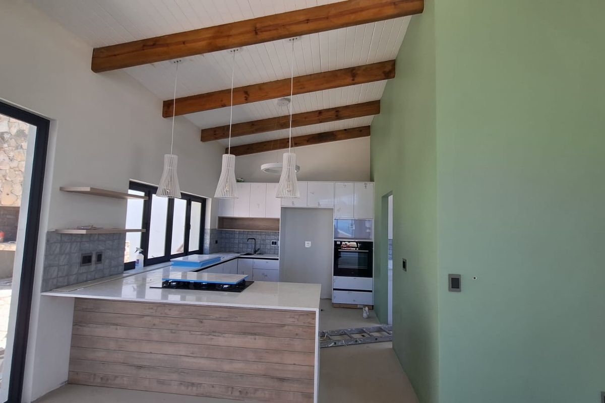 Modern Coastal Masterpiece in Skuilpiesbaai Nature Reserve – Stilbaai West - Photo 4