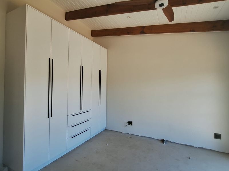 Modern Coastal Masterpiece in Skuilpiesbaai Nature Reserve – Stilbaai West - Photo 7