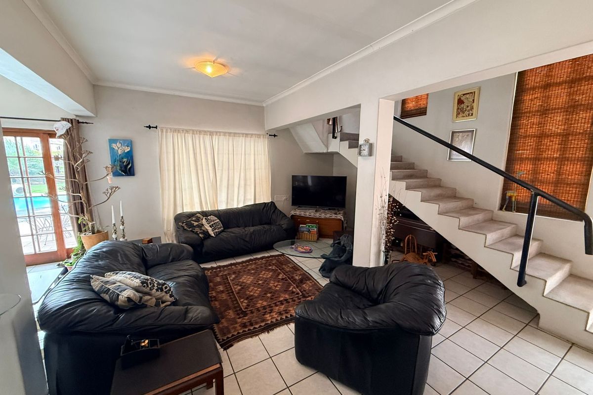 An Enchanting 3 Bedroom, 3 Bathroom Home with Endless Possibilities - Photo 4