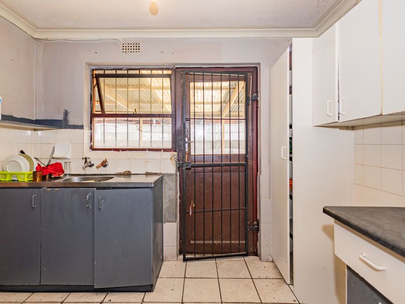 3-Bedroom Fixer-Upper on Large Plot | Northpine - Photo 9