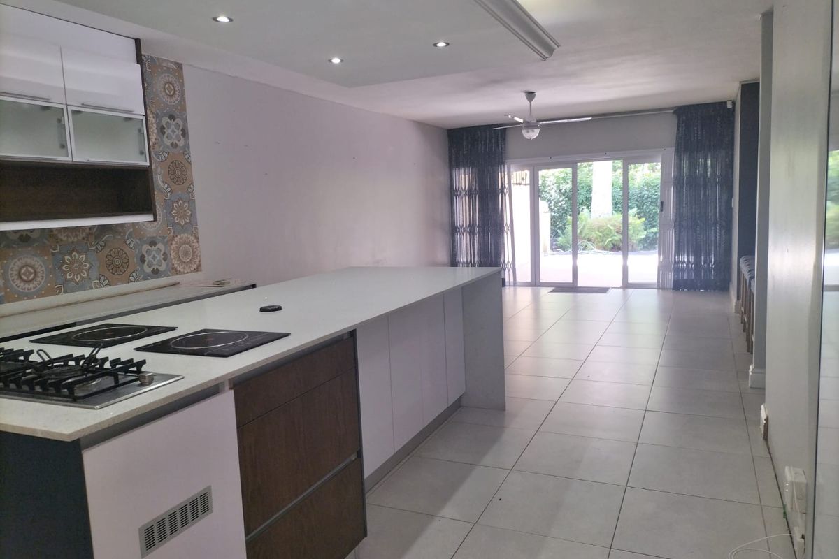 Modern 3 Bed Beach Living - Photo 5