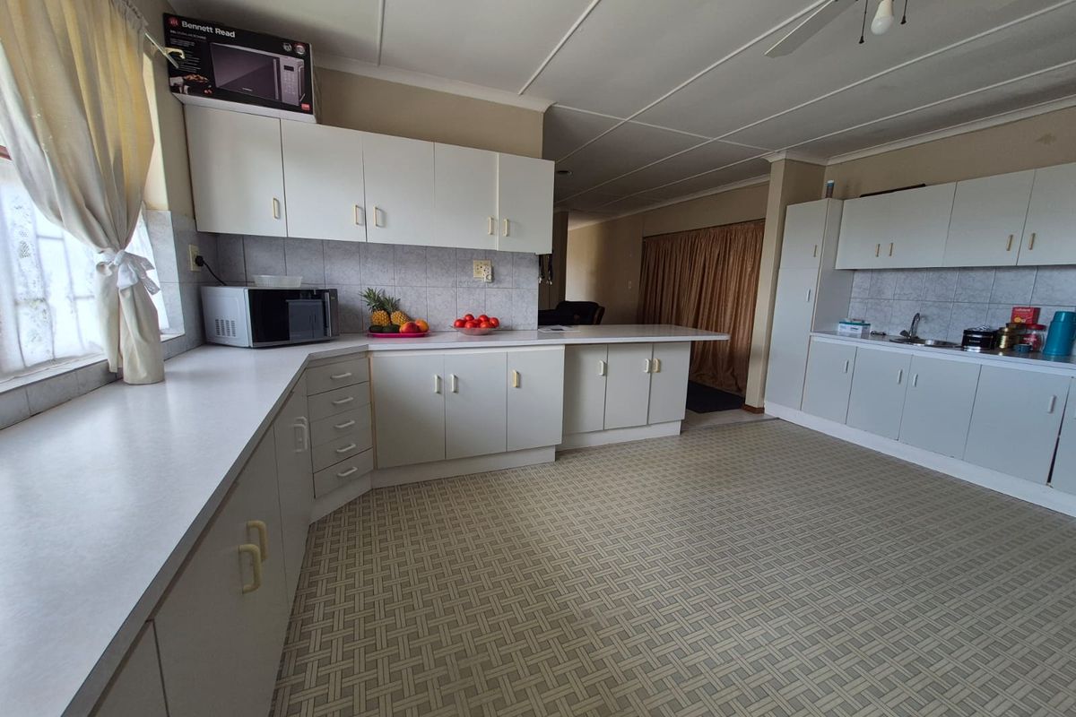 Exceptional Living in One of Worcester’s Most Loved Areas - Photo 5