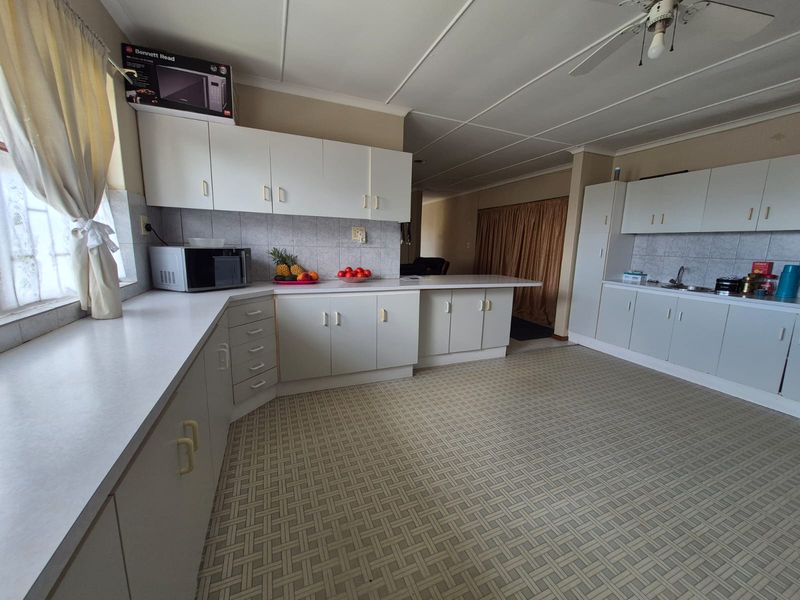 Exceptional Living in One of Worcester’s Most Loved Areas - Photo 5