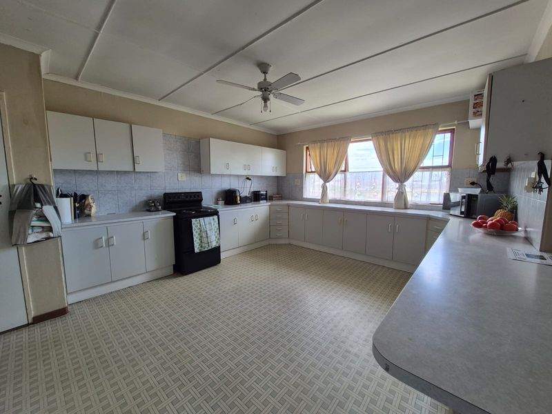 Exceptional Living in One of Worcester’s Most Loved Areas - Photo 6