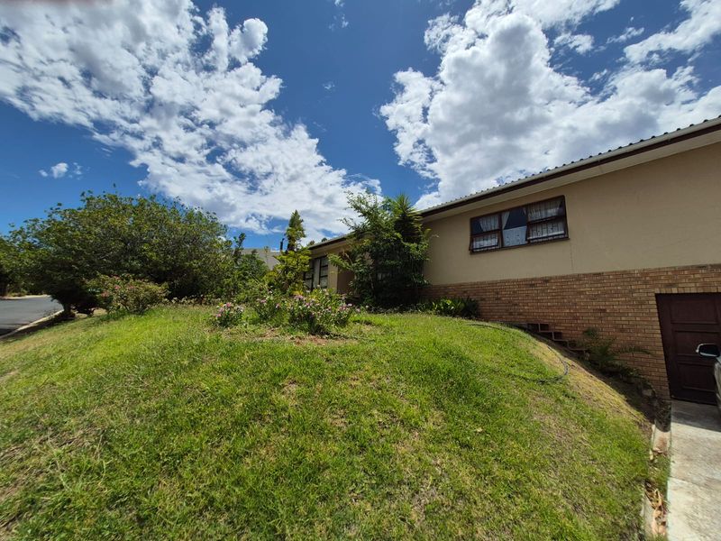 Exceptional Living in One of Worcester’s Most Loved Areas - Photo 3