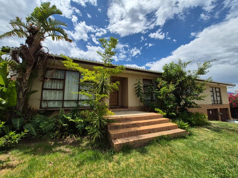 Exceptional Living in One of Worcester’s Most Loved Areas - Photo 1
