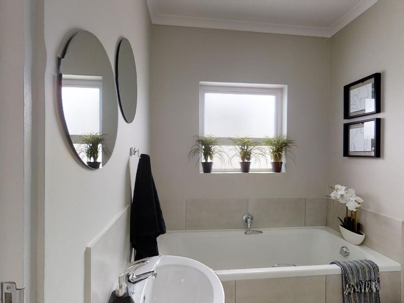 2-Bedroom Apartments in Haasendal, Kuils River - Photo 10