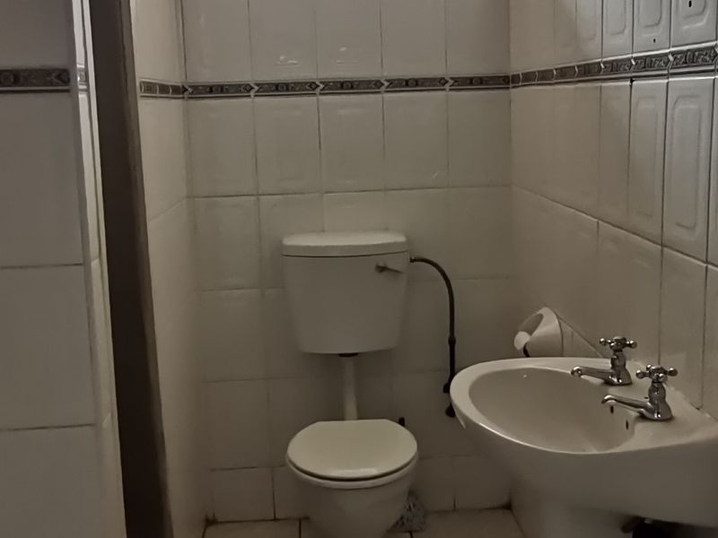 Spacious 3-Bedroom Apartment in La Meyette, Three Rivers - Photo 8