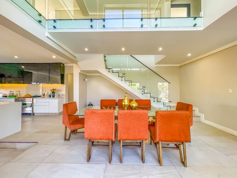 Exquisite 5 Beds, 5 Baths and 4 garages in popular but Private Midstream Ridge - Photo 6