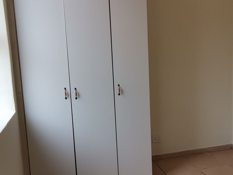 Neat Bachelor Unit | Newly Renovated | Tenant in Place - Photo 4