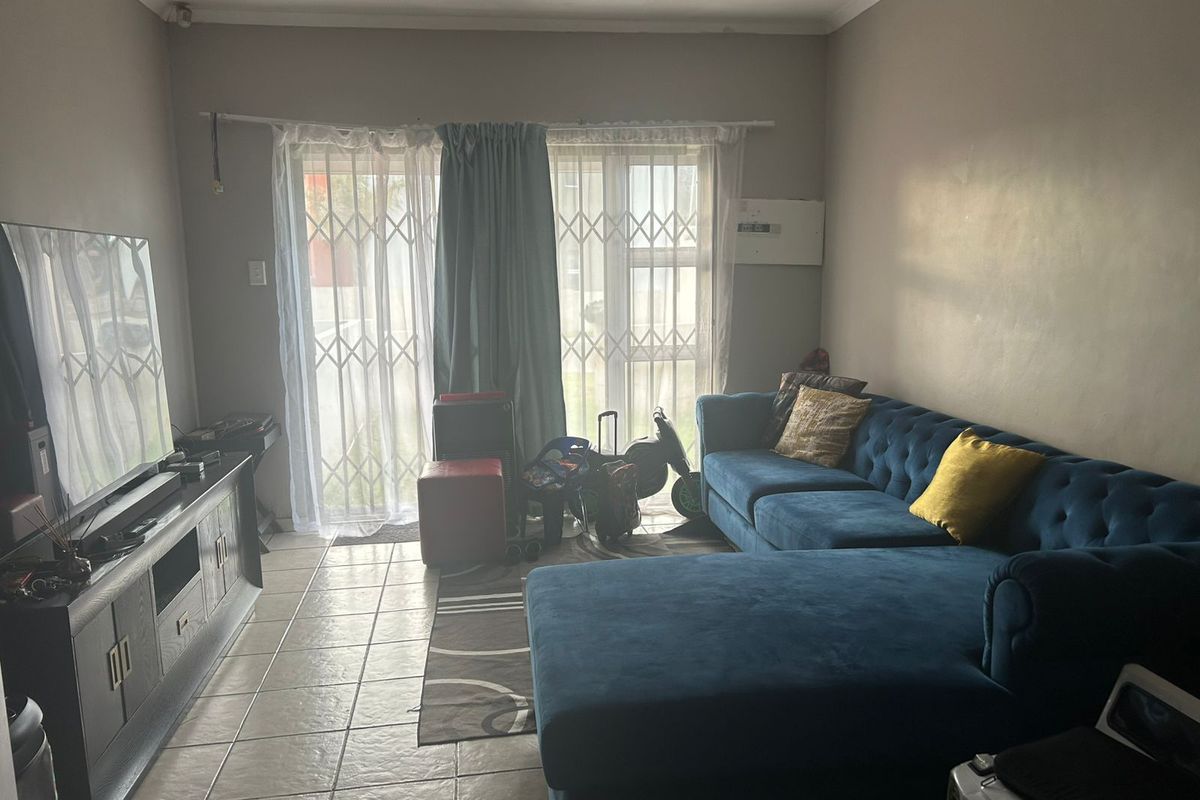 Affordable 2 Bedroom House - Photo 3