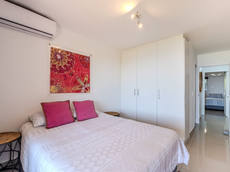 A 2 Bedroom 2 Bathroom Coastal Sanctuary with Breathtaking Ocean Views in Umdloti - Photo 10