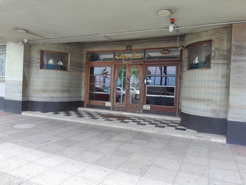 Neat  Apartment - Photo 2