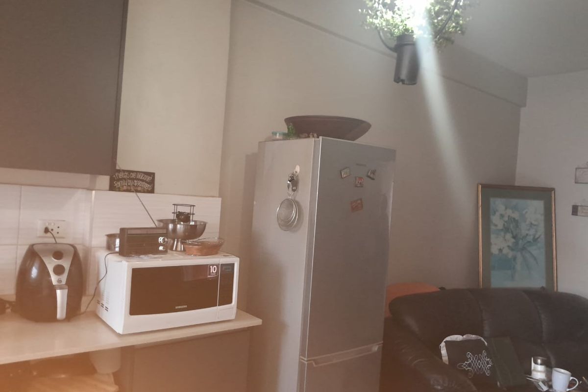 Neat  Apartment - Photo 4