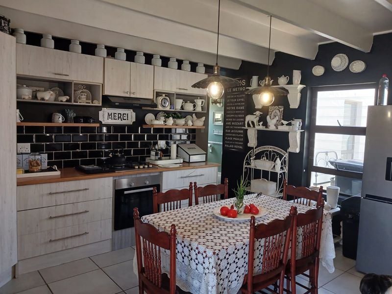 Your Idyllic Seaside Escape in Struisbaai - Photo 7