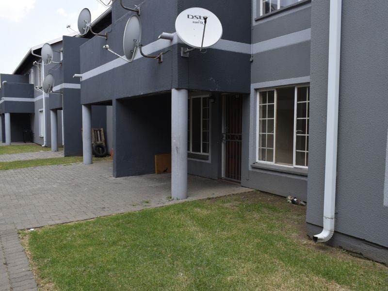 1 bedroom ground for sale in Comet - Photo 1