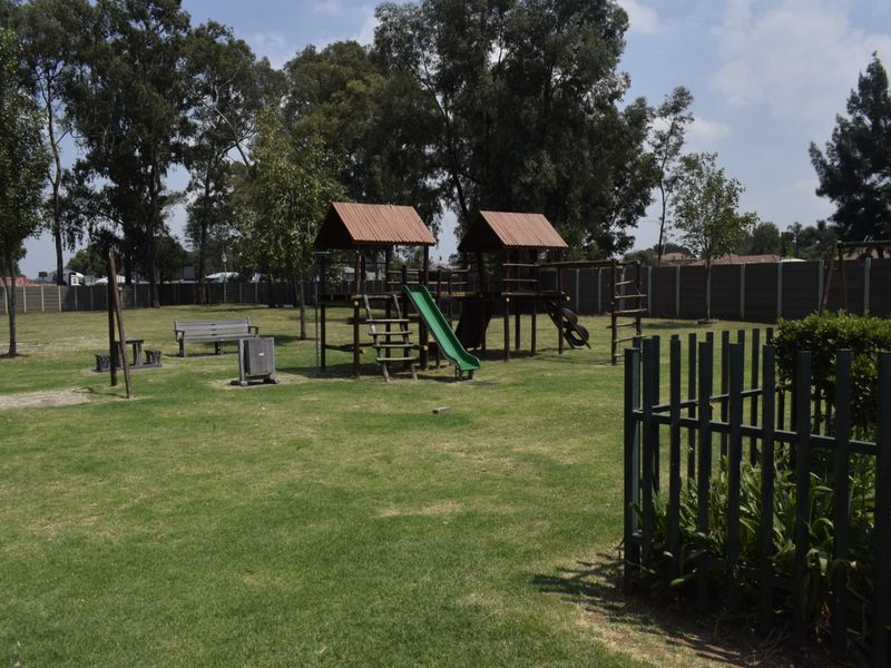 1 bedroom ground for sale in Comet - Photo 10