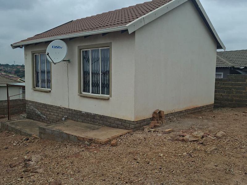 2 Bedroom House for  sale - Photo 2