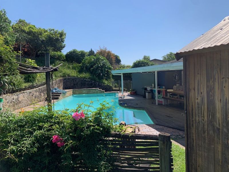 A great find in a perfect location! - Photo 5