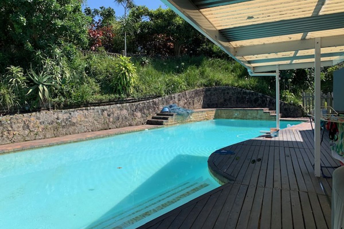 A great find in a perfect location! - Photo 2