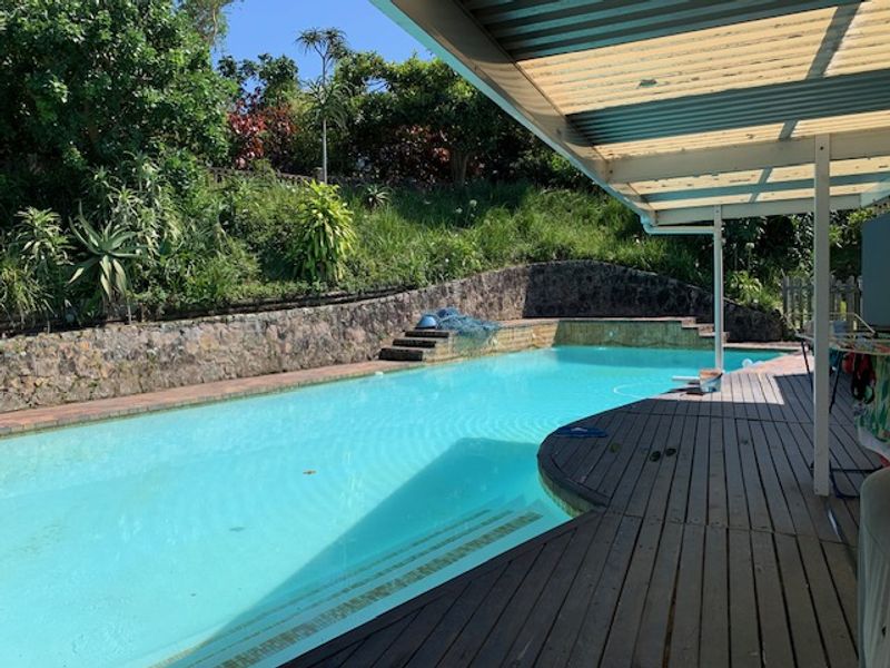 A great find in a perfect location! - Photo 2